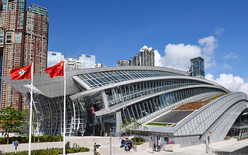 中國香港移民海外激增原因？全面解析背后的關(guān)鍵因素